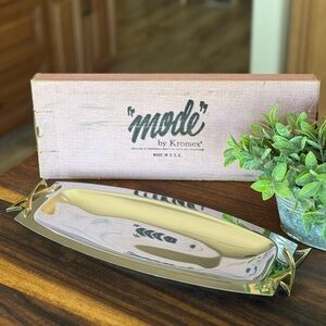 Mode by Kromex #277 Bread and Roll Tray